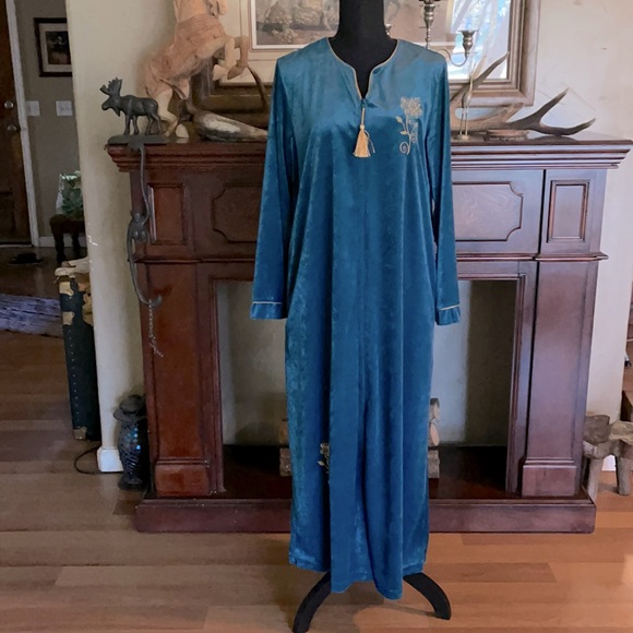 Intimates & Sleepwear Vintage Bed Gown Poshmark